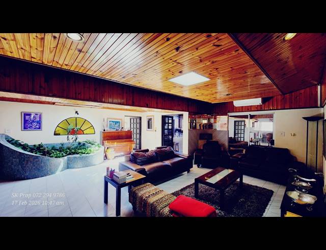 5 BEDROOM HOUSE FOR SALE IN MOUNTAIN RISE